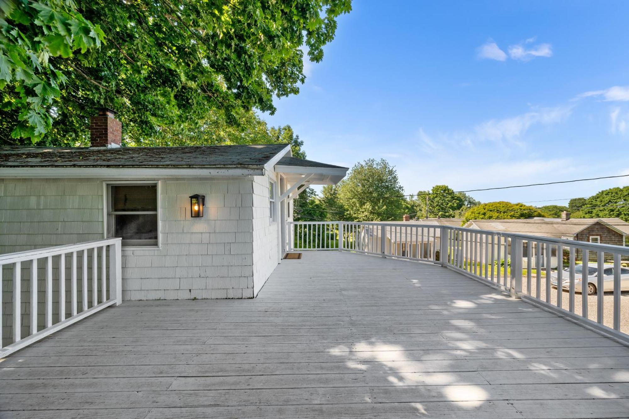 Marina Bay Cottages Waterford Exteriör bild